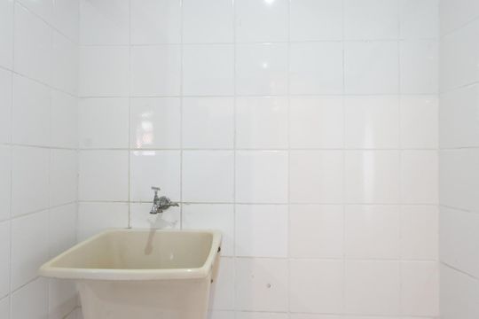 Área de Serviço  de casa para alugar com 2 quartos, 65m² em Jardim Norma, São Paulo