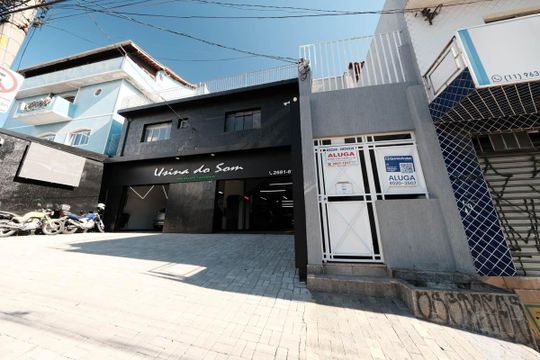 Fachada de casa de condomínio para alugar com 2 quartos, 75m² em Vila Marieta, São Paulo
