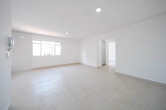 Casa de Condomínio para alugar com 2 quartos, 75m² em Vila Marieta, São Paulo