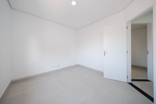 Quarto 1 de casa de condomínio para alugar com 2 quartos, 75m² em Vila Marieta, São Paulo