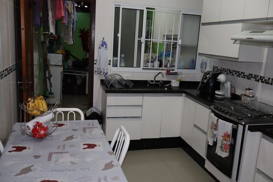 Cozinha de casa à venda com 2 quartos, 85m² em Vila Alpina, São Paulo