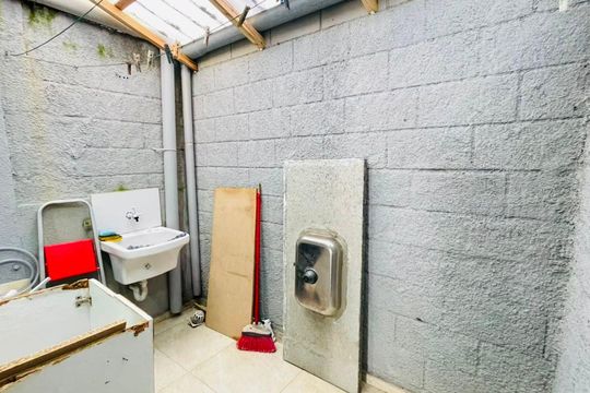 Área de Serviço de casa de condomínio para alugar com 2 quartos, 49m² em Bairro Jardim Nossa Senhora das Graças, Cotia