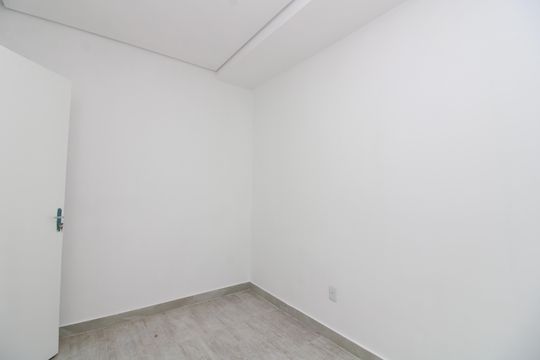 Quarto 2 de casa de condomínio para alugar com 2 quartos, 50m² em Vila Marieta, São Paulo