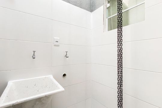 Área de Serviço de casa de condomínio para alugar com 2 quartos, 60m² em Vila Marieta, São Paulo