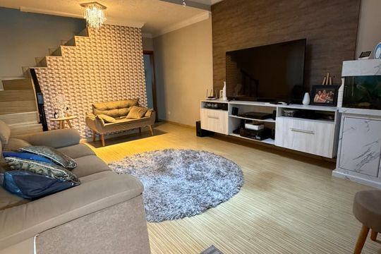 Casa para alugar com 3 quartos, 170m² em Jardim Vera Cruz(zona Oeste), São Paulo