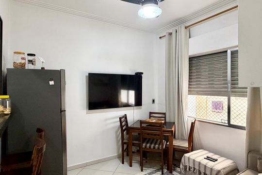 Sala de apartamento para alugar com 1 quarto, 40m² em Embaré, Santos