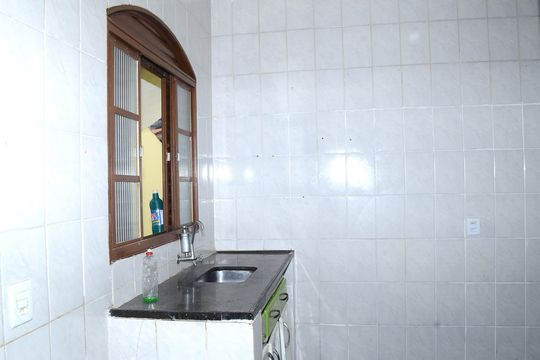 Cozinha de casa para alugar com 3 quartos, 355m² em Ouro Minas, Belo Horizonte