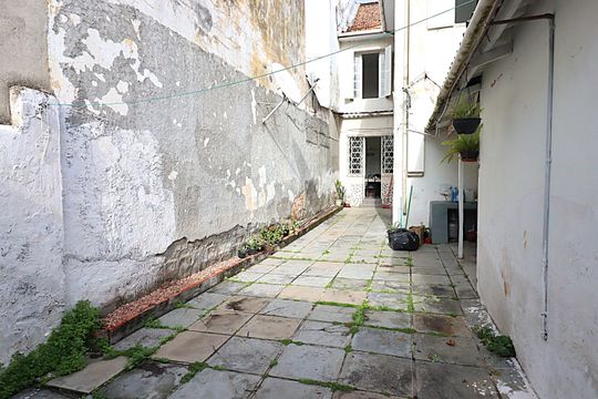Área externa de casa para alugar com 3 quartos, 200m² em Floresta, Porto Alegre