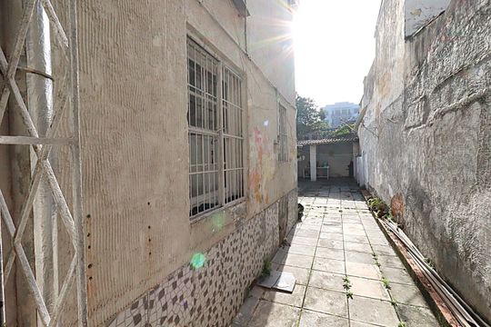Vista da Sala de estar de casa para alugar com 3 quartos, 200m² em Floresta, Porto Alegre