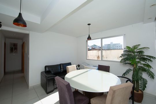 SALA de apartamento para alugar com 3 quartos, 140m² em Alto Caiçaras, Belo Horizonte