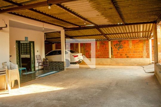 Casa à venda com 3 quartos, 487m² em Residencial Mar Del Plata, Goiânia