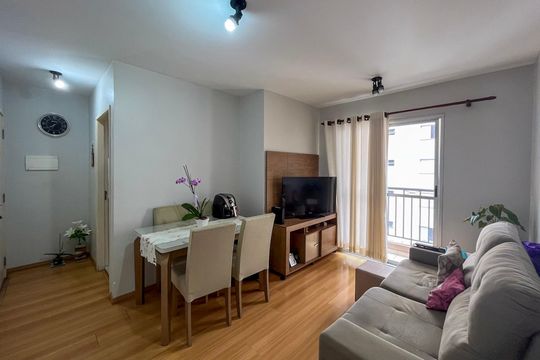 Sala de apartamento para alugar com 2 quartos, 52m² em Sacoma, São Paulo