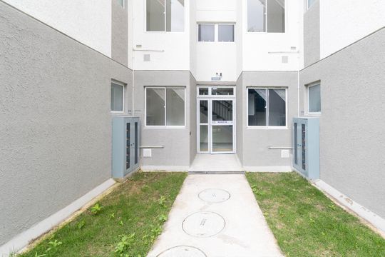 Fachada do bloco de apartamento para alugar com 2 quartos, 40m² em Inhoaíba, Rio de Janeiro
