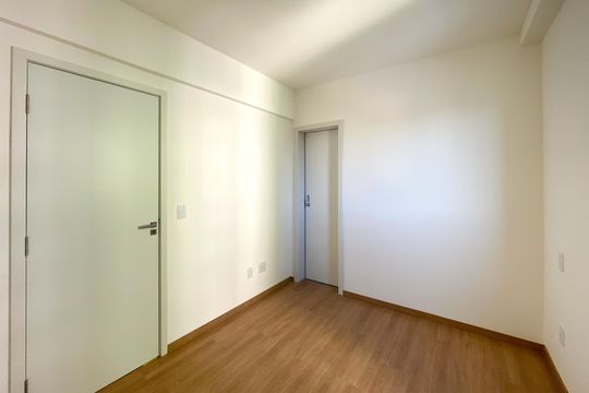 Semi suite de apartamento à venda com 1 quarto, 35m² em Buritis, Belo Horizonte