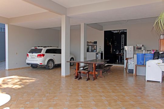 Casa de Condomínio à venda com 3 quartos, 400m² em Condominio Residencial Terras do Caribe, Valinhos