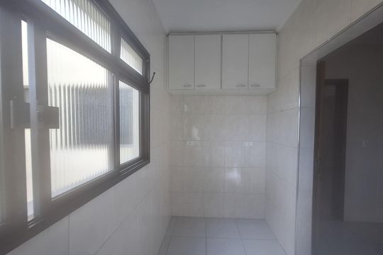 Área de Serviço de apartamento para alugar com 3 quartos, 89m² em Vila América, Santo André