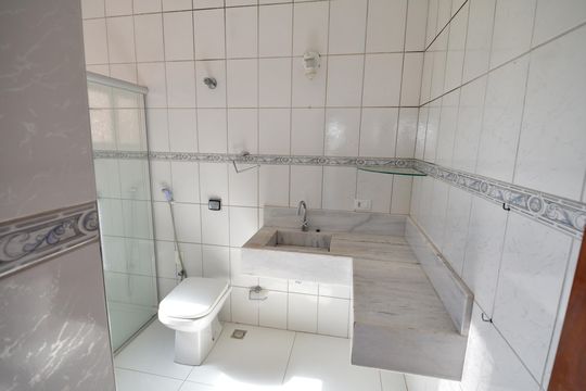 Banheiro Suíte de casa para alugar com 3 quartos, 237m² em Jardim Quarto Centenário, Campinas