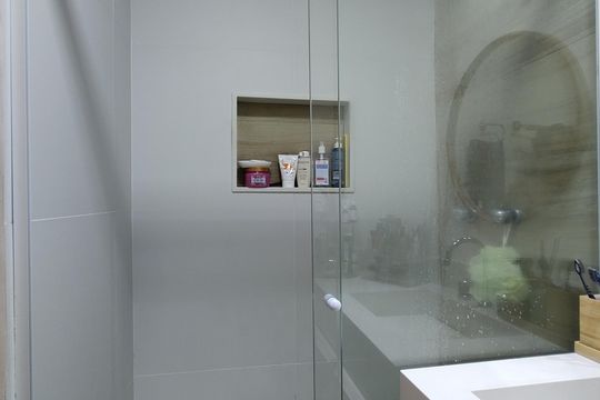 Banheiro da Suíte de apartamento à venda com 3 quartos, 101m² em Anil, Rio de Janeiro