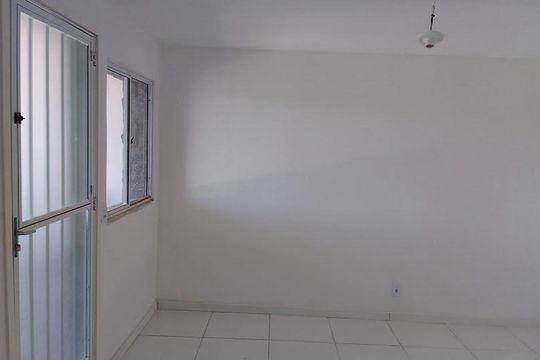 Sala de casa de condomínio à venda com 4 quartos, 200m² em Taquara, Rio de Janeiro