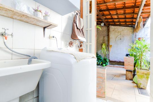 Área de Serviço de casa para alugar com 2 quartos, 80m² em Jardim Santa Rita, Guarulhos