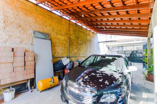 Garagem de casa para alugar com 2 quartos, 80m² em Jardim Santa Rita, Guarulhos