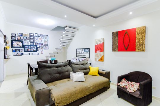 Casa para alugar com 2 quartos, 80m² em Jardim Santa Rita, Guarulhos
