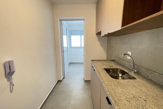 Cozinha de apartamento para alugar com 2 quartos, 67m² em Butantã, São Paulo