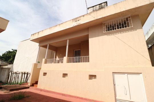 Quintal de casa para alugar com 4 quartos, 180m² em Centro, Uberlândia