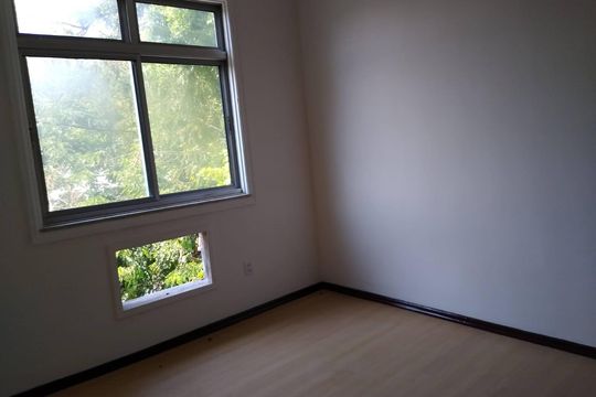Quarto de apartamento à venda com 2 quartos, 72m² em Praça da Bandeira, Rio de Janeiro