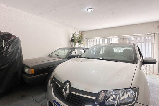 Garagem de casa à venda com 3 quartos, 180m² em Jardim Palermo, São Bernardo do Campo