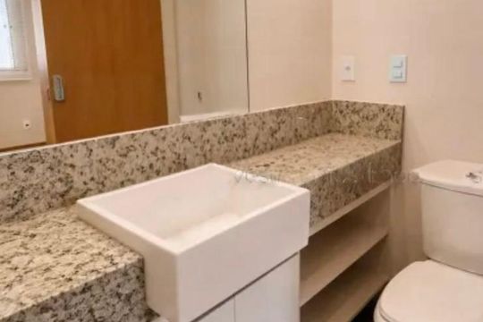 Banheiro  de apartamento à venda com 2 quartos, 60m² em Anchieta, Belo Horizonte
