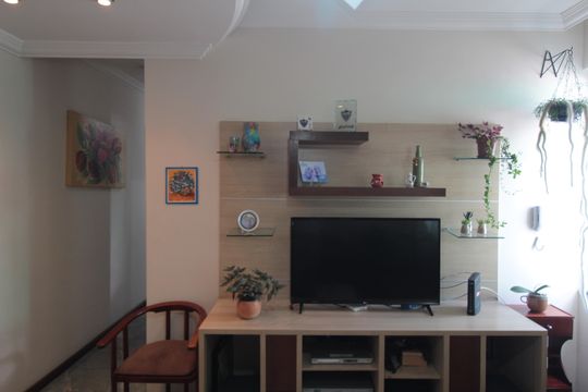 Sala de apartamento à venda com 2 quartos, 80m² em Santa Monica, Belo Horizonte