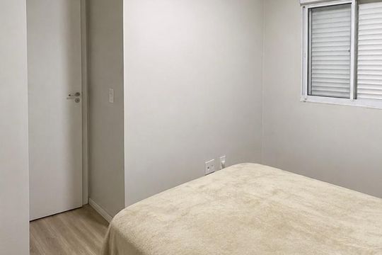 Quarto de apartamento à venda com 2 quartos, 37m² em Jardim São Luís, São Paulo