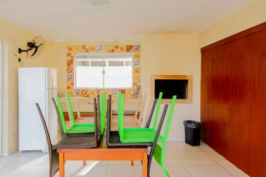 Área comum de apartamento para alugar com 3 quartos, 86m² em Balsa, Pelotas