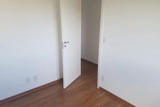 Quarto  de apartamento para alugar com 3 quartos, 86m² em Balsa, Pelotas