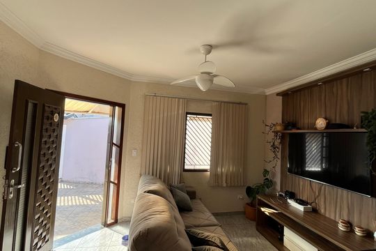 Sala de casa para alugar com 2 quartos, 60m² em Residencial Sao Francisco, São José dos Campos