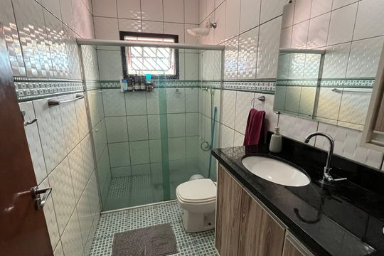 Banheiro de casa para alugar com 2 quartos, 60m² em Residencial Sao Francisco, São José dos Campos