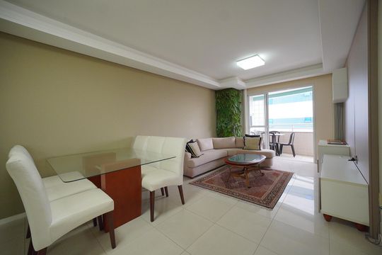 Apartamento para alugar com 2 quartos, 87m² em Centro, Florianópolis