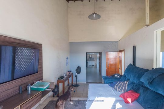 Casa para alugar com 4 quartos, 250m² em Parque Residencial Vila União, Campinas