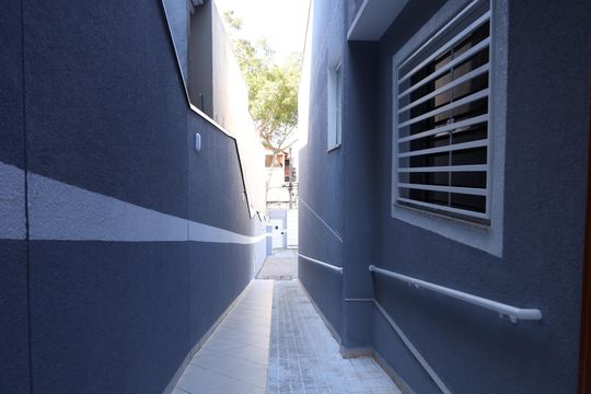 Área comum de casa de condomínio para alugar com 2 quartos, 65m² em Vila Carmosina, São Paulo