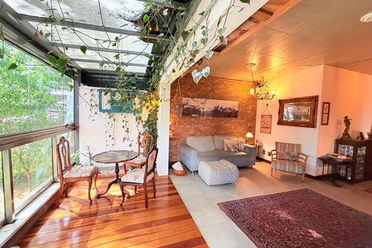 Apartamento à venda com 2 quartos, 97m² em Santo Amaro, São Paulo