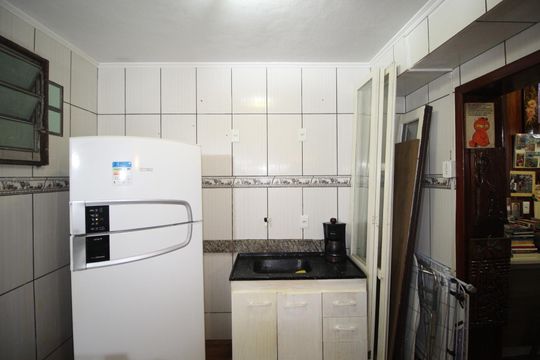 Cozinha de apartamento à venda com 3 quartos, 87m² em Morro Santana, Porto Alegre
