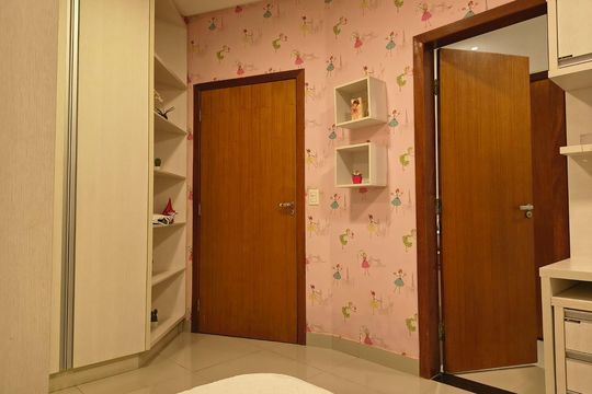 Quarto de casa à venda com 3 quartos, 360m² em Residencial Alice Barbosa, Goiânia