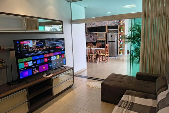 Casa à venda com 3 quartos, 360m² em Residencial Alice Barbosa, Goiânia