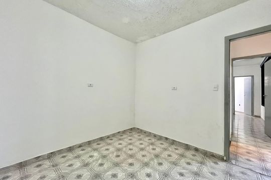 Quarto 2 de casa para alugar com 2 quartos, 78m² em Jardim Oriental, São Paulo