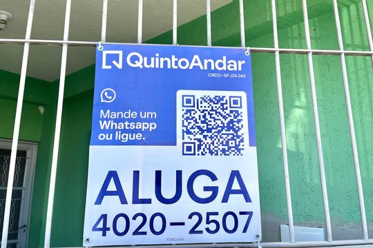 Plaquinha de casa para alugar com 2 quartos, 78m² em Jardim Oriental, São Paulo