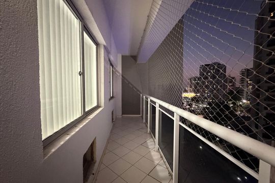 Sala - Varanda de apartamento para alugar com 2 quartos, 70m² em Jacarepaguá, Rio de Janeiro