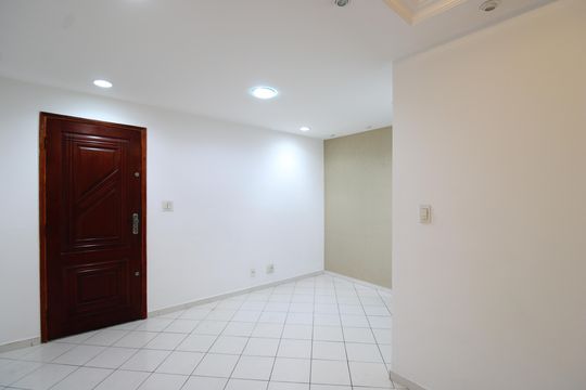 Sala de apartamento para alugar com 2 quartos, 70m² em Jacarepaguá, Rio de Janeiro