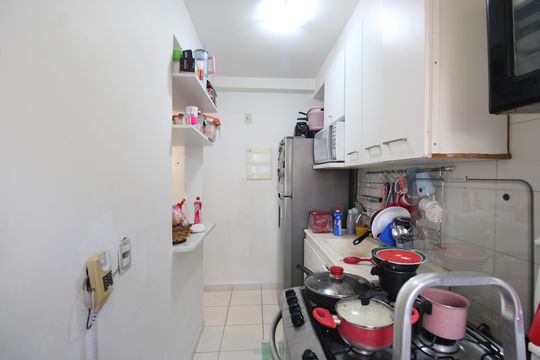 Cozinha de apartamento para alugar com 2 quartos, 51m² em Jacarepaguá, Rio de Janeiro