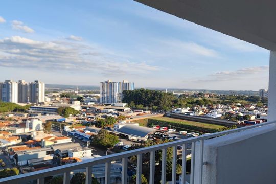 Varanda de apartamento para alugar com 2 quartos, 53m² em Chácaras Reunidas São Jorge, Sorocaba
